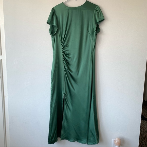 Reformation Tatianna Silk Button Slit Midi Short Sleeve Dress Bottle Green - Picture 6 of 10
